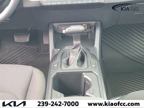 New 2026 Kia K4 FWD image 18