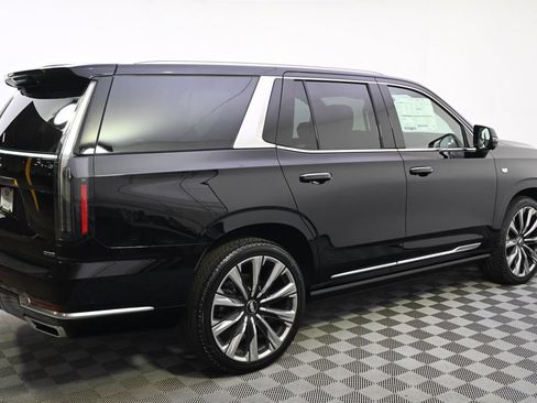 New 2026 Cadillac Escalade Luxury w/ Touring Package AWD/4WD image 7