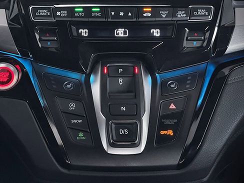 Certified 2026 Honda Odyssey Touring image 14