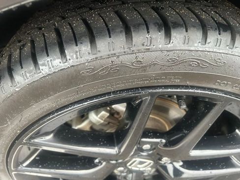 Used 2023 Honda Civic Sport image 13