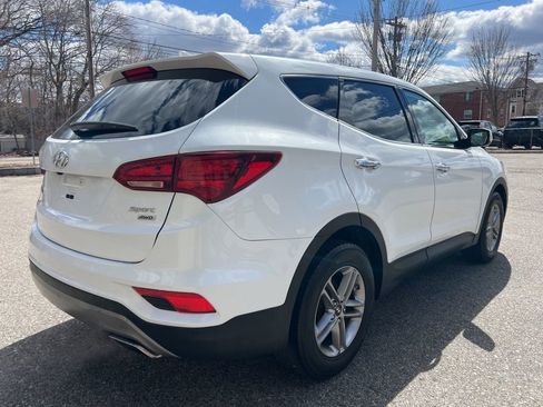 Used 2017 Hyundai Santa Fe Sport image 5