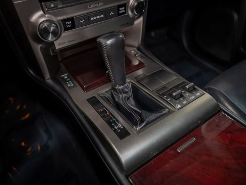 Used 2017 Lexus GX 460 Premium w/ Premium Package image 52