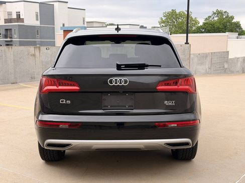 Used 2018 Audi Q5 2.0T Premium Plus w/ Premium Plus Package AWD/4WD image 4