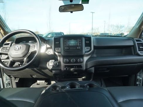 Used 2019 RAM 2500 Tradesman w/ Chrome Appearance Group image 24