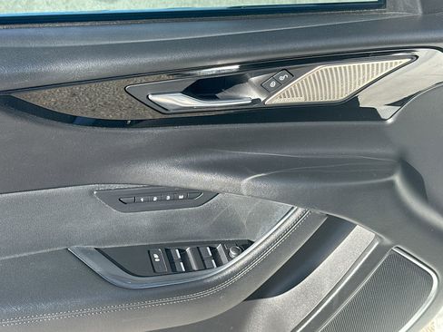 Used 2020 Jaguar XE S image 18