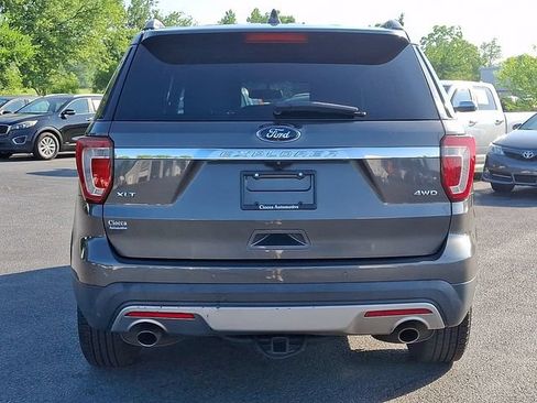 Used 2016 Ford Explorer XLT w/ Equipment Group 202A AWD/4WD image 8