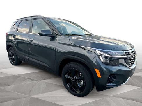 Certified 2026 Kia Seltos EX w/ EX Sunroof Package AWD/4WD image 2