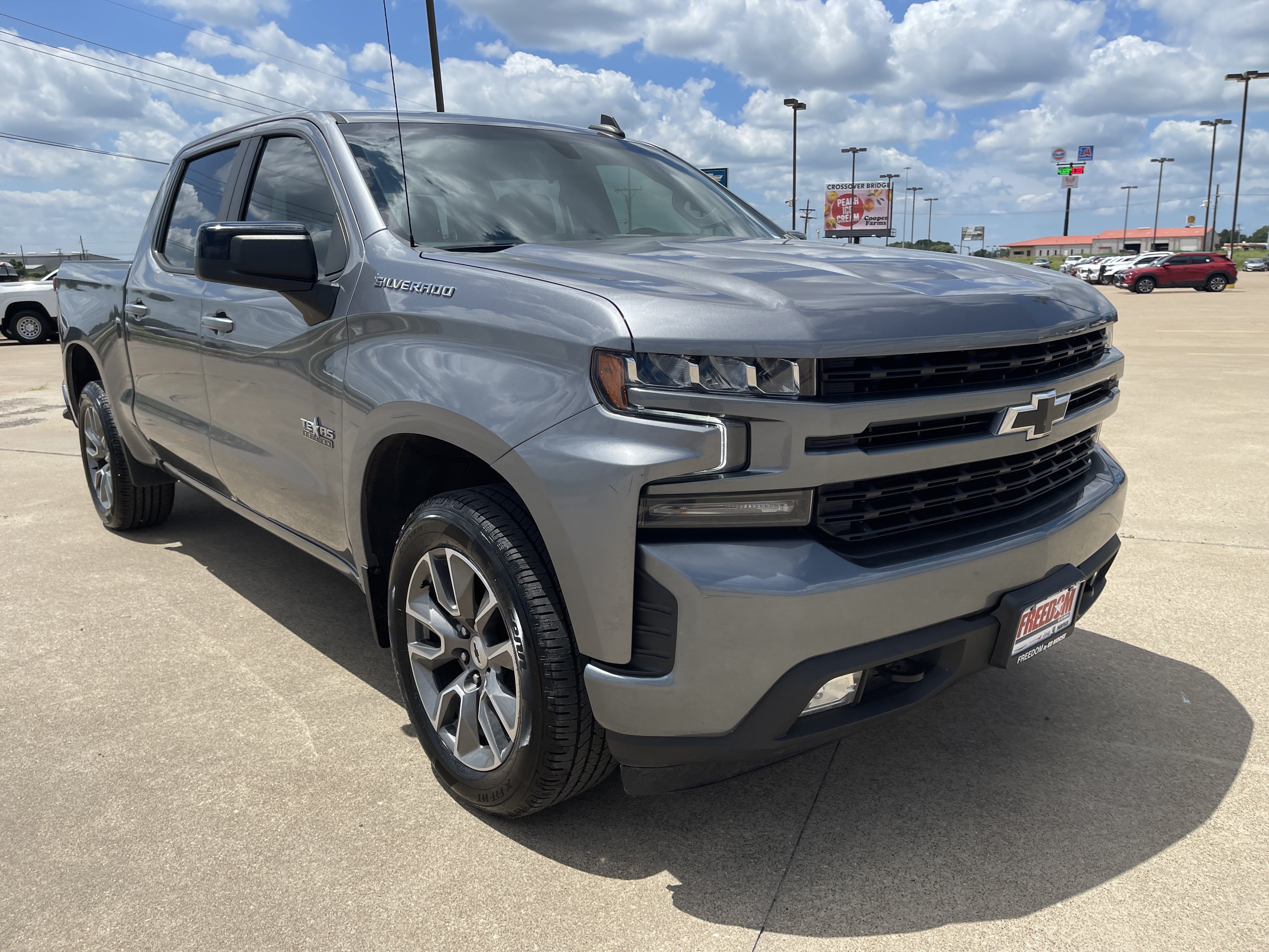Used 2021 Chevrolet Silverado 1500 RST w/ Texas Edition Plus RWD image 2