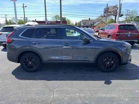 Used 2025 Honda CR-V Sport-L image 11