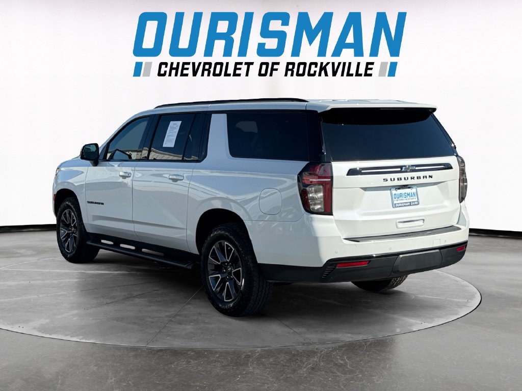 Used 2024 Chevrolet Suburban Z71 w/ Luxury Package AWD/4WD image 4
