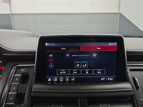 Used 2021 Chevrolet Tahoe Premier w/ Premium Package image 35