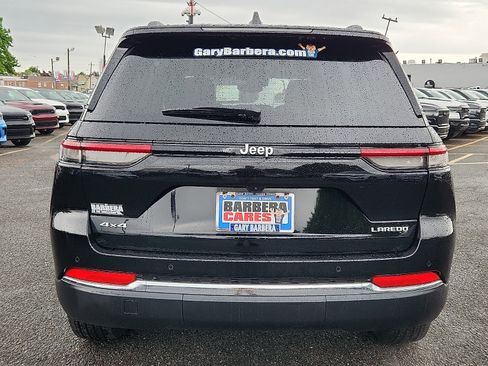Used 2024 Jeep Grand Cherokee Laredo X w/ Luxury Tech Group I AWD/4WD image 5