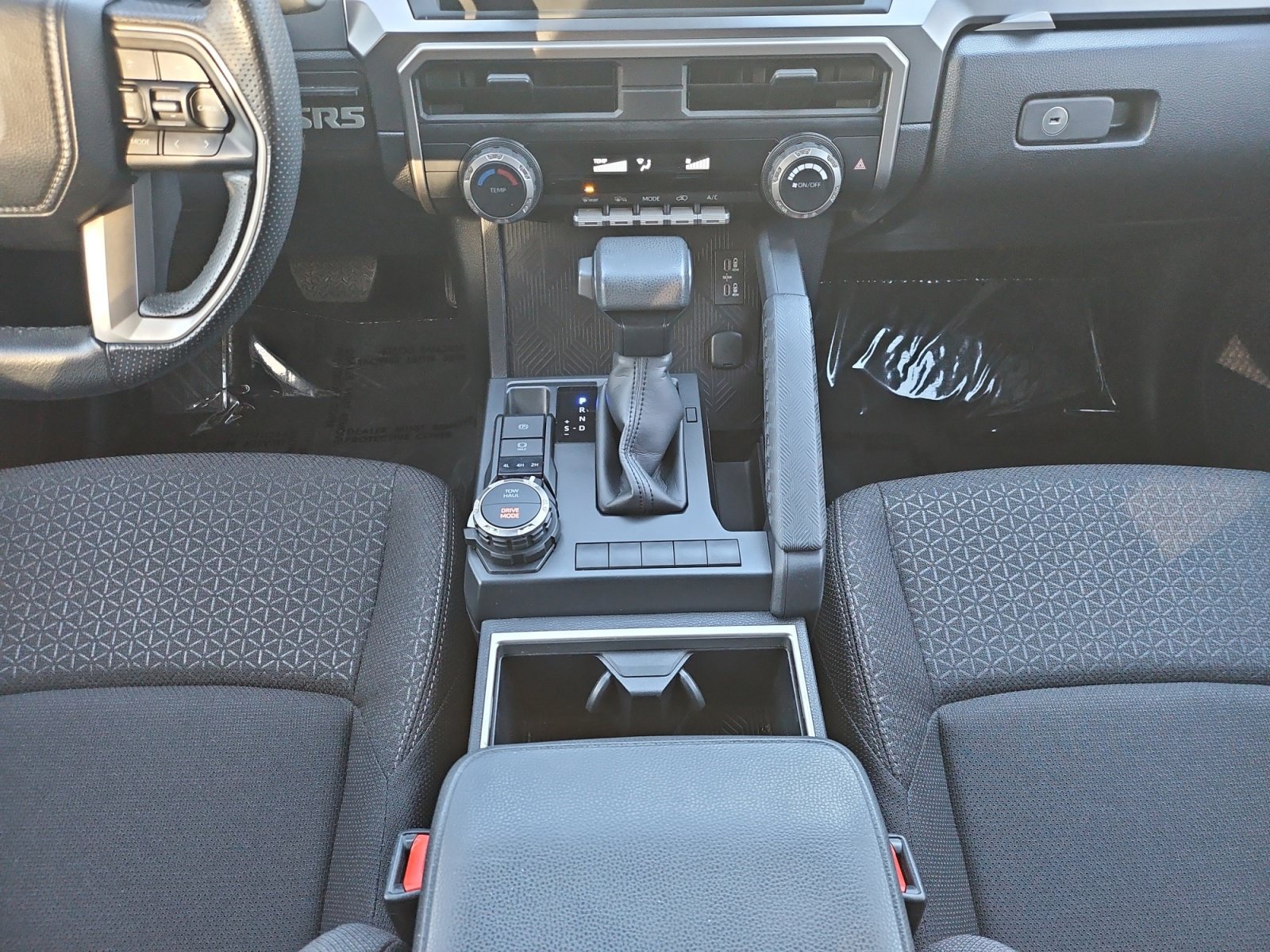 Used 2025 Toyota 4Runner SR5 AWD/4WD image 31