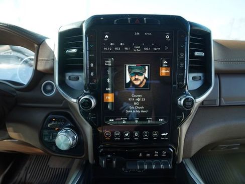 Used 2021 RAM 1500 Laramie image 29