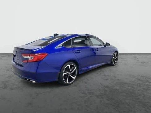 Used 2022 Honda Accord Sport image 4