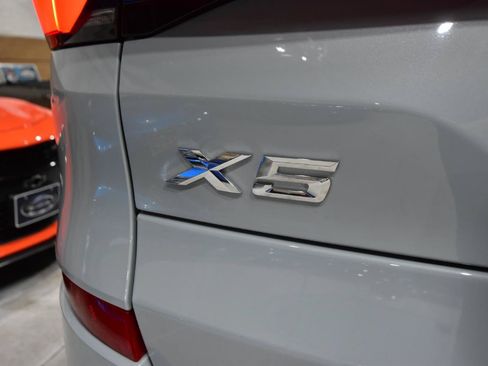 Used 2024 BMW X5 xDrive40i w/ M Sport Package AWD/4WD image 7