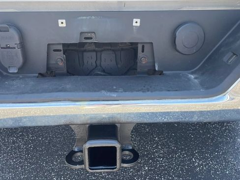 Used 2022 Chevrolet Silverado 2500 W/T w/ WT Convenience Package AWD/4WD image 8