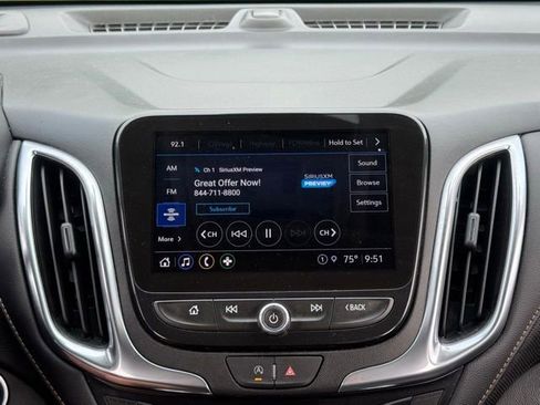 Used 2022 Chevrolet Equinox Premier image 30