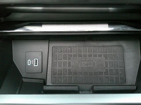 Used 2022 Ford F150 Raptor w/ Equipment Group 801A High image 50