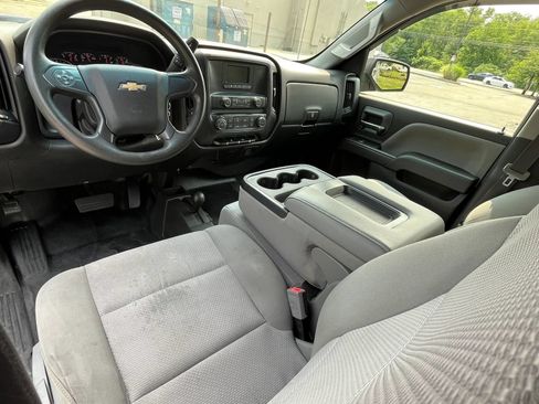 Used 2017 Chevrolet Silverado 1500 W/T AWD/4WD image 16