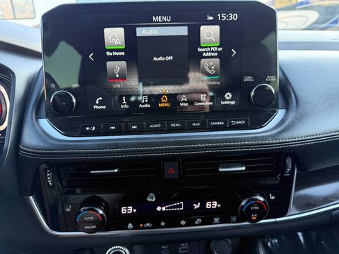 Used 2023 Nissan Rogue Platinum image 40