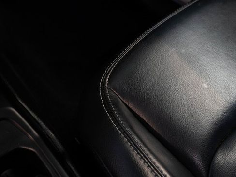 Used 2022 Jeep Wrangler Unlimited Sahara w/ Cold Weather Group image 32