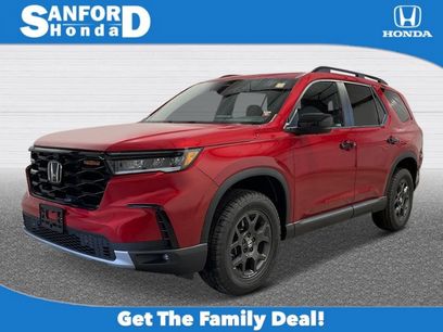 New 2025 Honda Pilot TrailSport