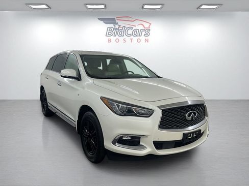Used 2019 INFINITI QX60 Pure AWD/4WD image 3