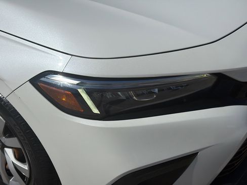 Certified 2022 Honda Civic LX image 33