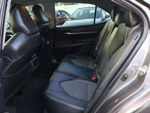 Used 2023 Toyota Camry SE w/ Convenience Package FWD image 13
