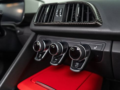 Used 2018 Audi R8 V10 plus AWD/4WD image 59