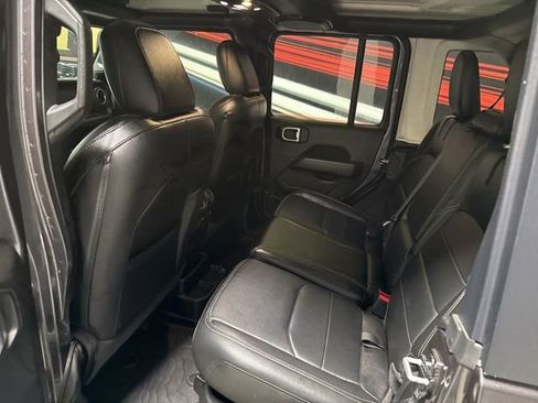 Used 2021 Jeep Wrangler Unlimited Sahara w/ Cold Weather Group image 14