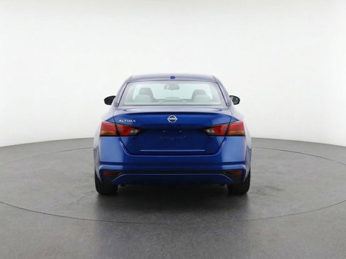 Used 2025 Nissan Altima 2.5 SV image 7