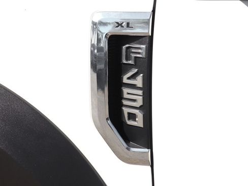 Used 2020 Ford F450 XL RWD image 39
