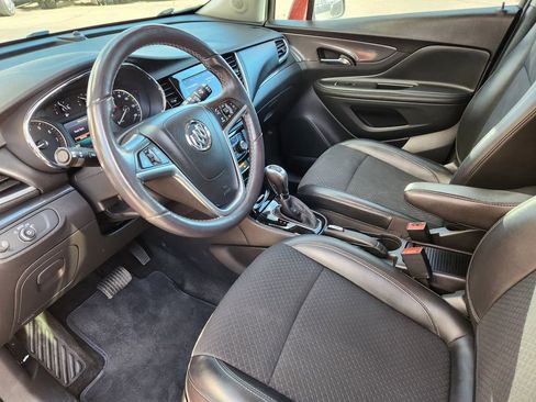 Used 2022 Buick Encore Preferred w/ Safety Package image 7