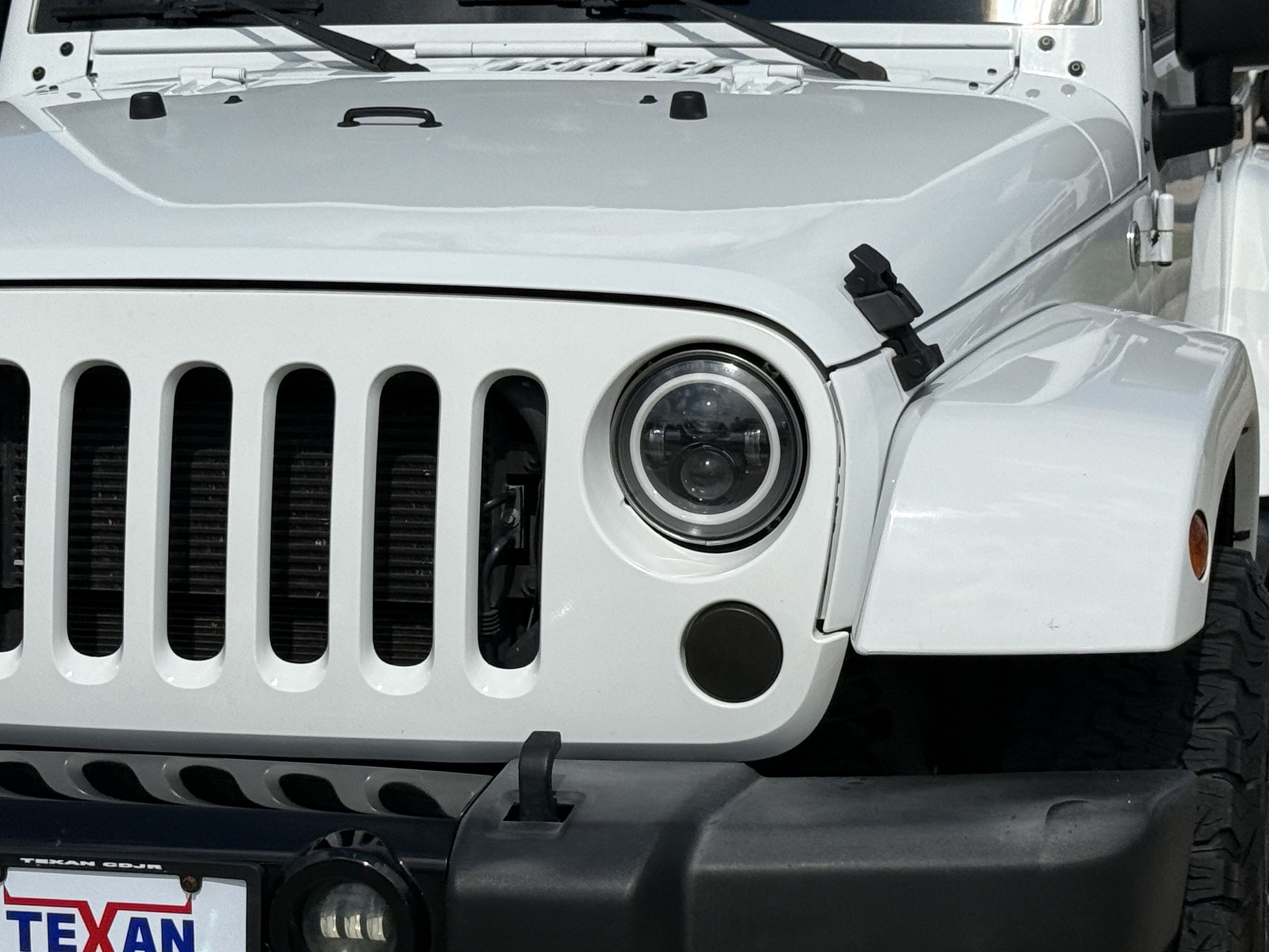 Used 2015 Jeep Wrangler Sahara w/ Trailer Tow Group AWD/4WD image 11