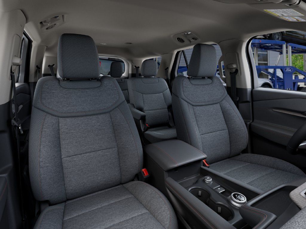 New 2027 Ford Explorer Active RWD image 10