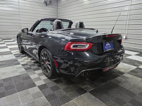 Used 2020 FIAT 124 Spider Abarth w/ Convenience Group RWD image 7