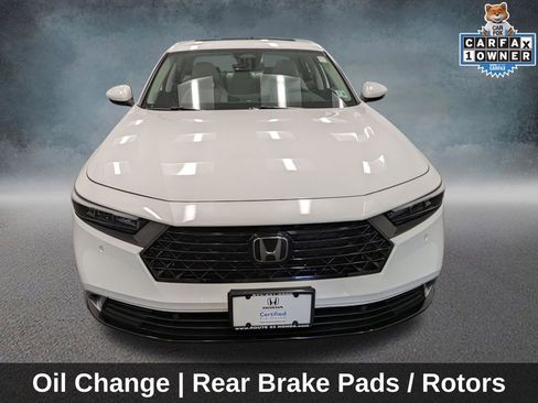 Used 2023 Honda Accord Touring image 2