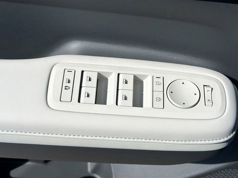 New 2026 Hyundai Santa Fe SEL FWD image 17