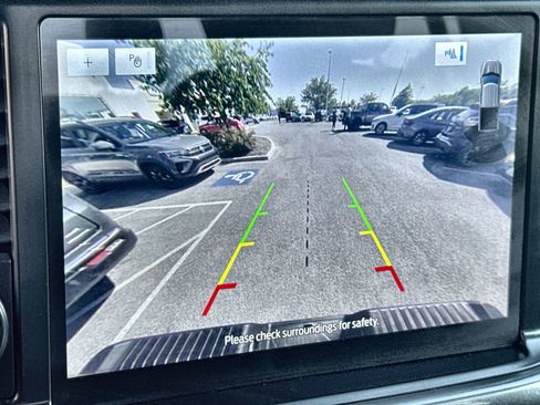 Used 2022 Ford F150 XLT w/ Equipment Group 302A High image 15