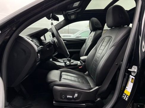 Used 2024 BMW X4 xDrive30i w/ Premium Package AWD/4WD image 16