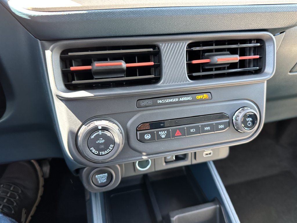 New 2026 Ford Maverick Lariat w/ 4K Tow Package AWD/4WD image 28