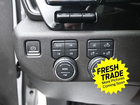 Used 2022 Chevrolet Silverado 1500 LTZ w/ LTZ Premium Package image 26