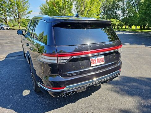 Used 2021 Lincoln Aviator Black Label w/ Class IV Trailer Tow Package AWD/4WD image 3