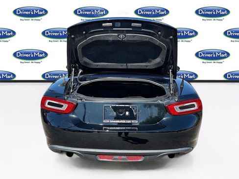 Used 2017 FIAT 124 Spider Classica RWD image 20