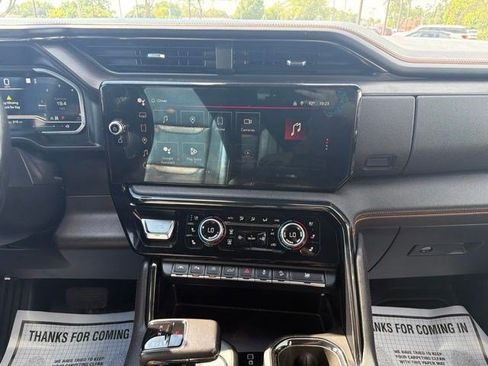 Used 2022 GMC Sierra 1500 AT4 w/ AT4 Premium Package AWD/4WD image 23
