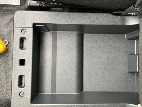 New 2024 Ford F550 4x4 Regular Cab Super Duty image 13