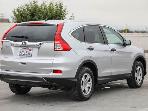 Used 2016 Honda CR-V LX image 5
