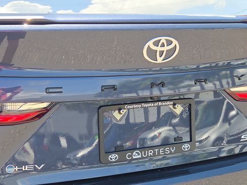 Certified 2026 Toyota Camry SE FWD image 28